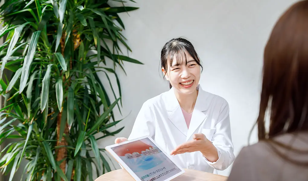 始めることよりも、納得して向き合える安心を。当院の矯正治療への考え方